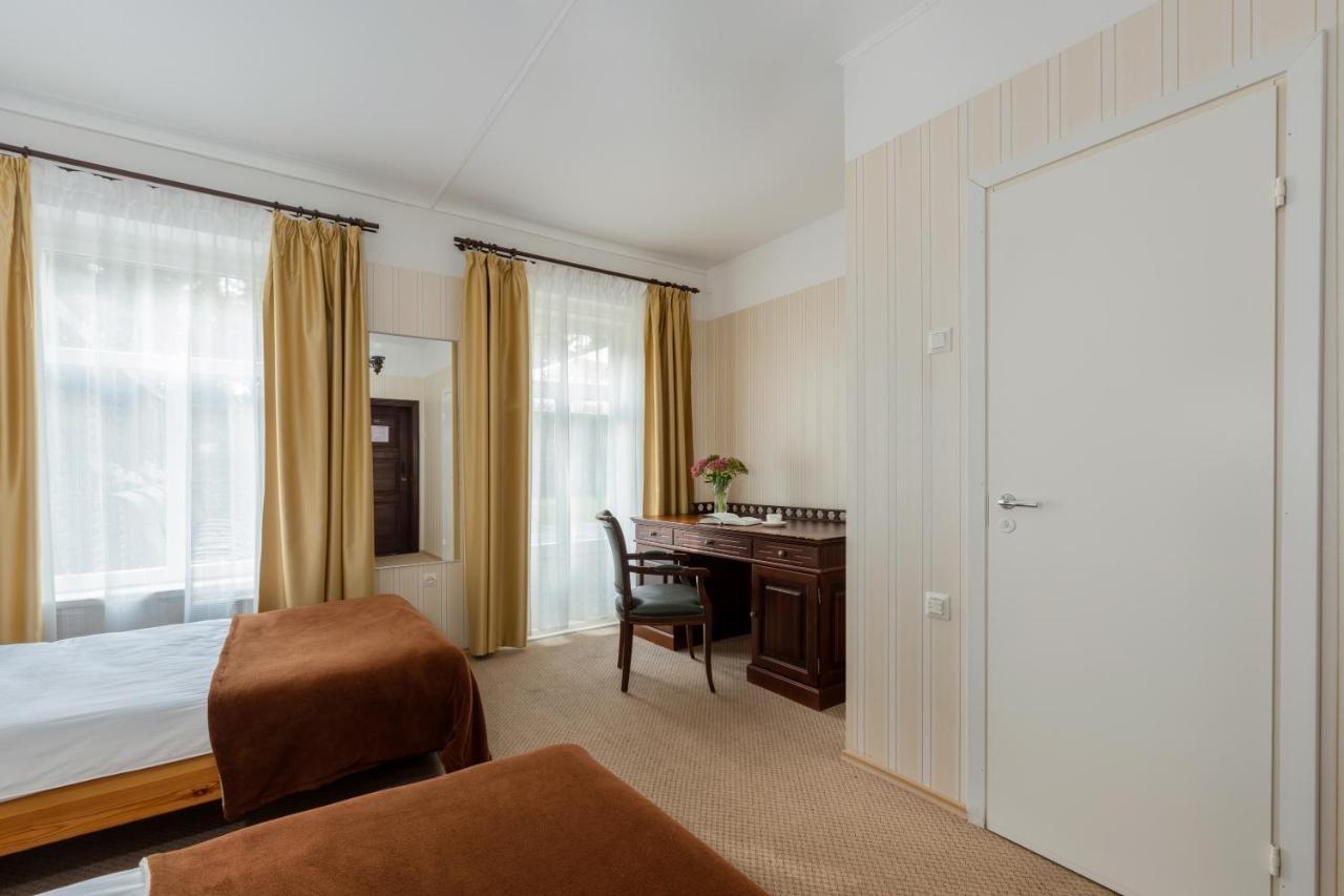 Verevi Motel Elva Extérieur photo