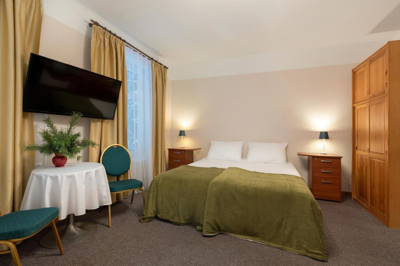 Verevi Motel Elva Extérieur photo