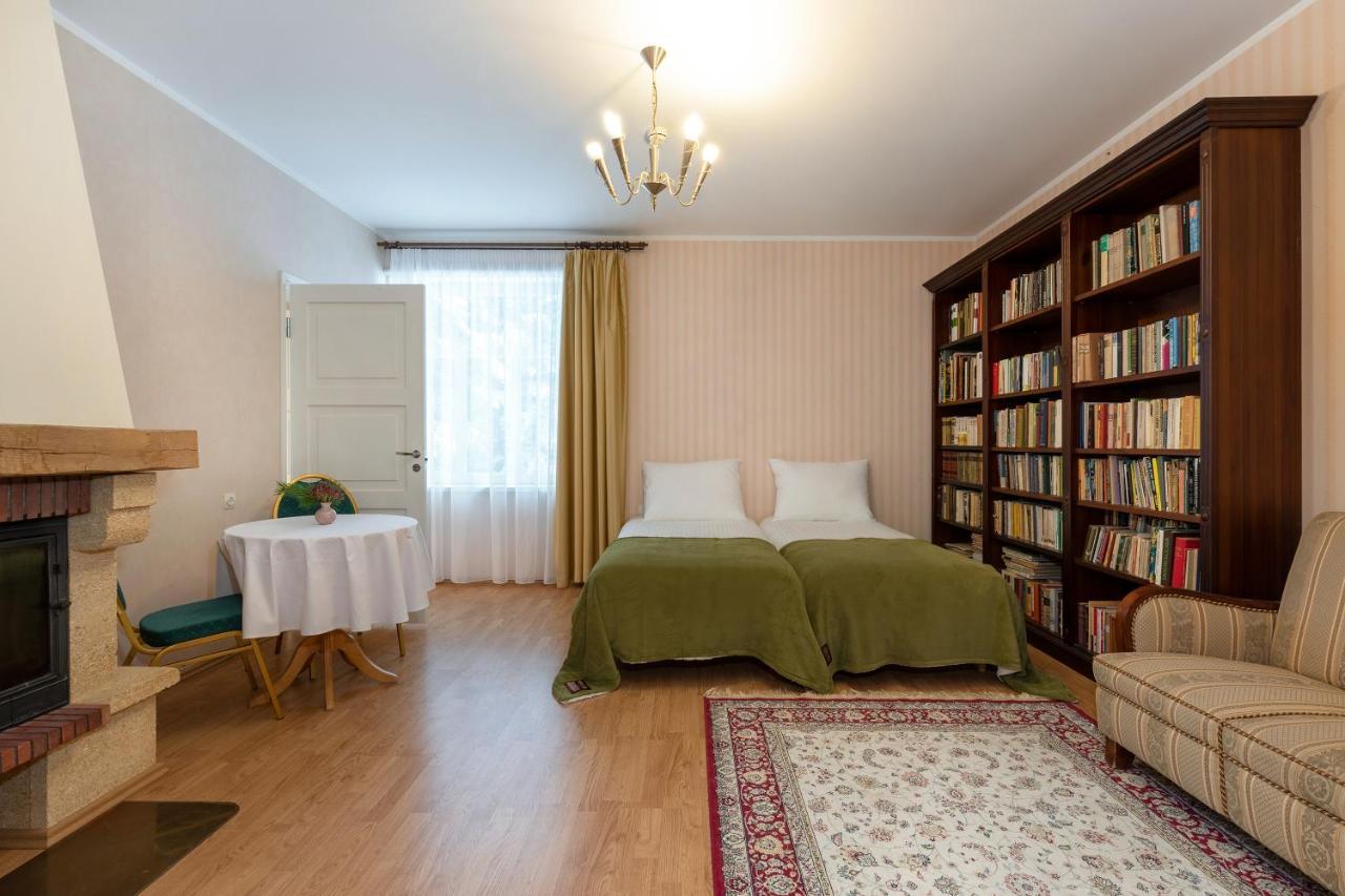 Verevi Motel Elva Extérieur photo